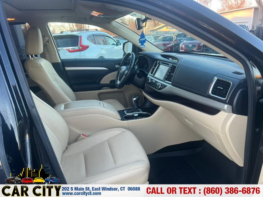 2015 Toyota Highlander AWD 4dr V6 XLE (Natl), available for sale in East Windsor, Connecticut | Car City LLC. East Windsor, Connecticut 2015 Toyota Highlander AWD 4dr V6 XLE (Natl), available for sale in East Windsor, Connecticut | Car City LLC. East Windsor, Connecticut