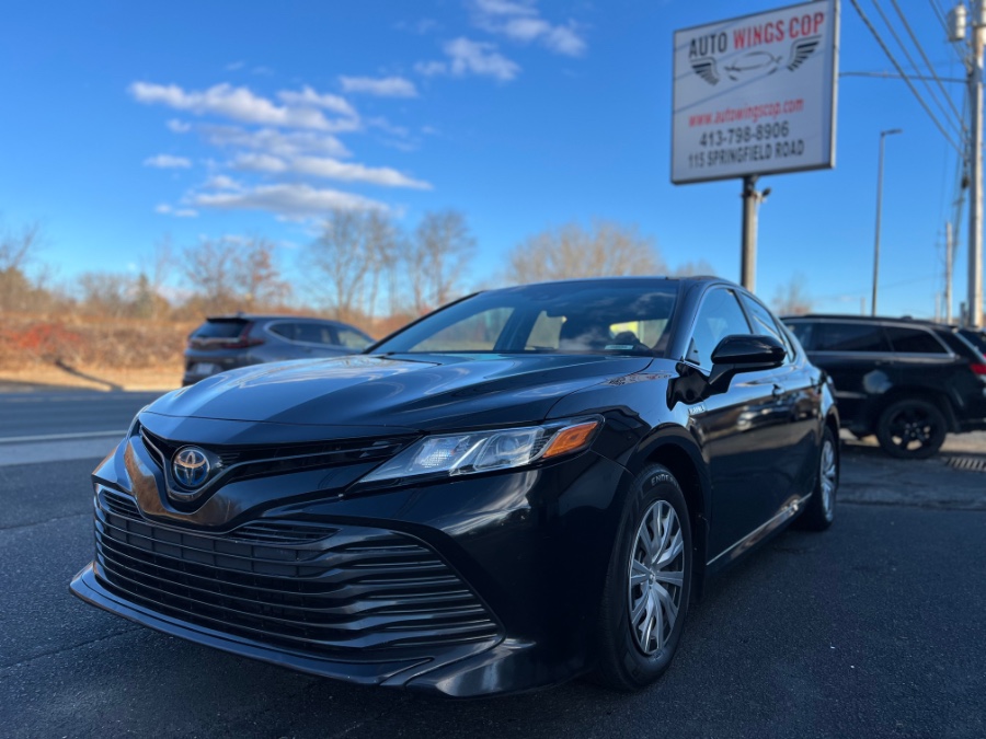 Toyota Camry's photo