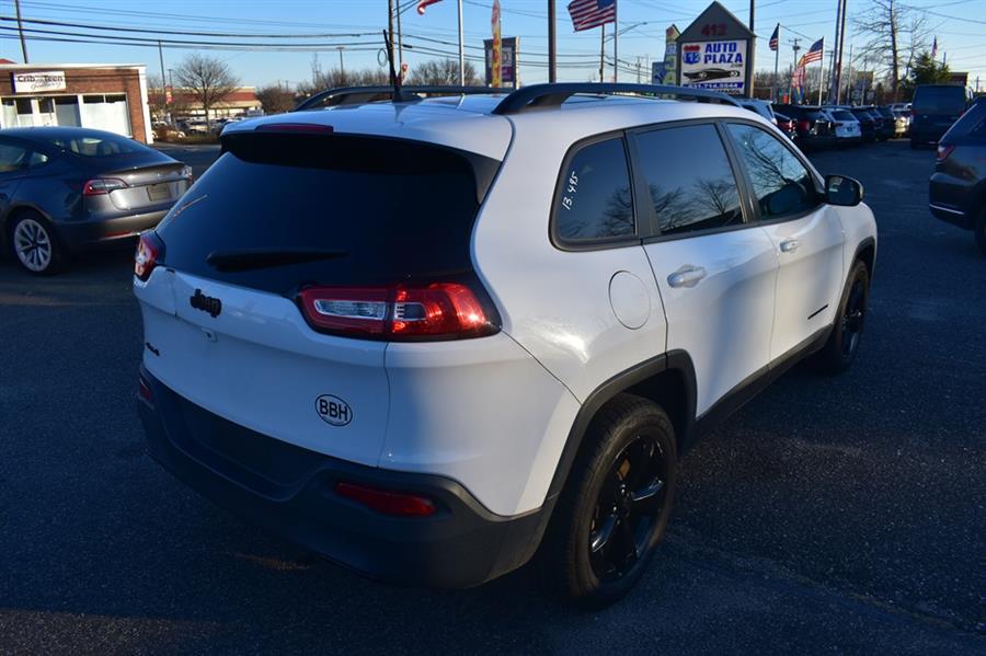 2016 Jeep Cherokee Altitude photo 7