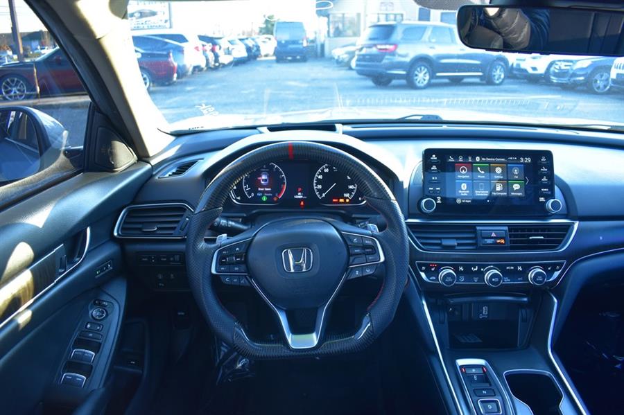 2019 Honda Accord Touring photo 20