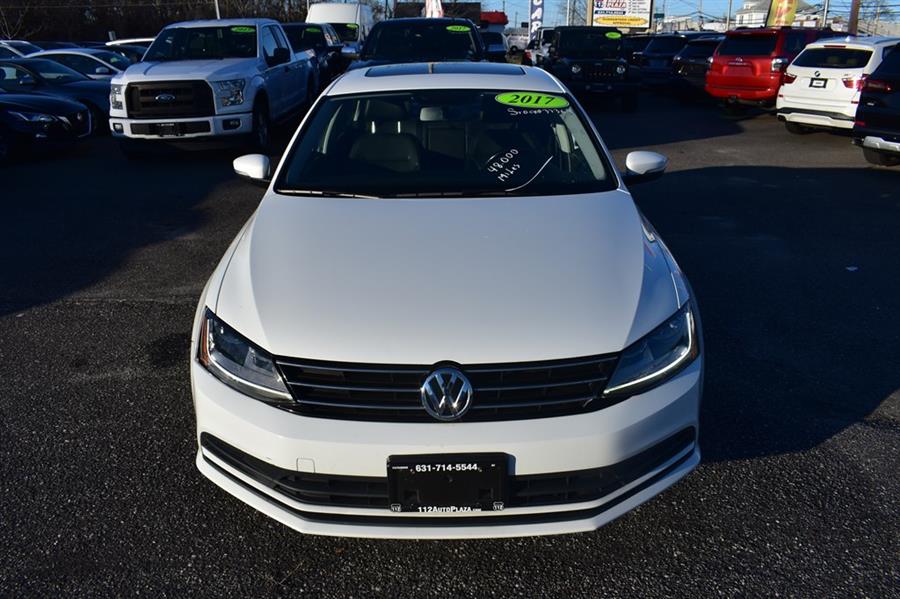 2017 Volkswagen Jetta SE photo 1