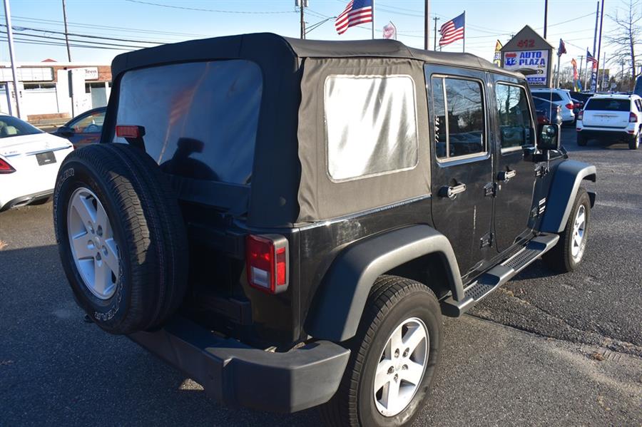 2017 Jeep Wrangler Unlimited Sport S photo 7