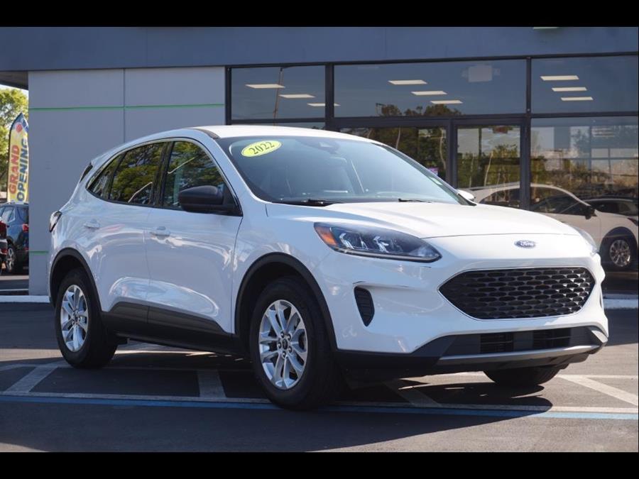 2022 Ford Escape SE, available for sale in Fort Myers, Florida | Carlux Fort Myers. Fort Myers, Florida