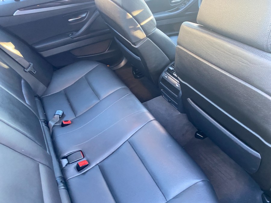 2013 BMW 5 Series 4dr Sdn 550i xDrive AWD, available for sale in Middle Village, New York | Middle Village Motors . Middle Village, New York 2013 BMW 5 Series 4dr Sdn 550i xDrive AWD, available for sale in Middle Village, New York | Middle Village Motors . Middle Village, New York