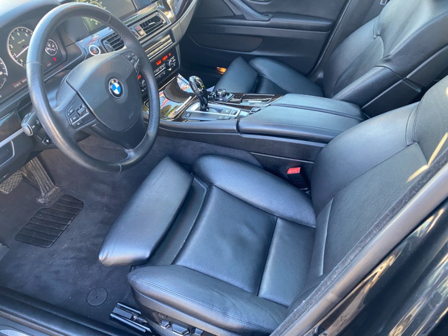 2013 BMW 5 Series 4dr Sdn 550i xDrive AWD, available for sale in Middle Village, New York | Middle Village Motors . Middle Village, New York 2013 BMW 5 Series 4dr Sdn 550i xDrive AWD, available for sale in Middle Village, New York | Middle Village Motors . Middle Village, New York