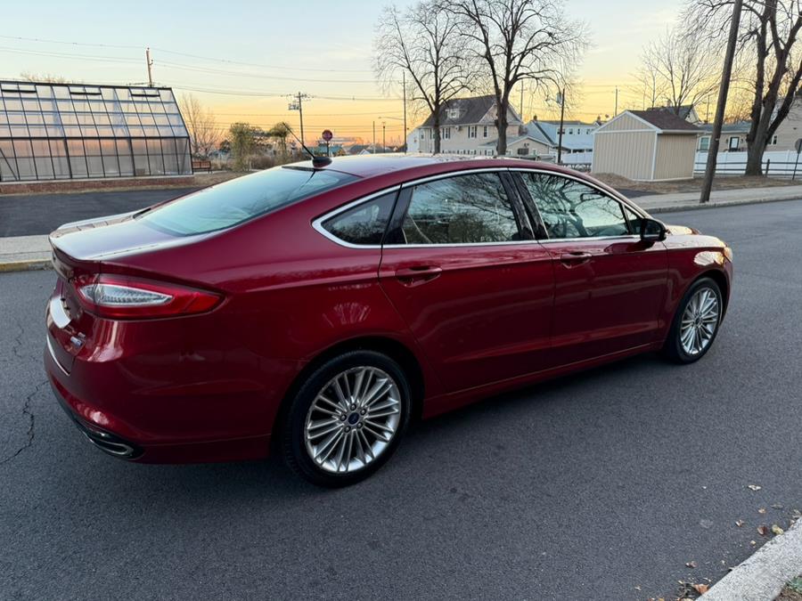 2016 Ford Fusion SE photo 7