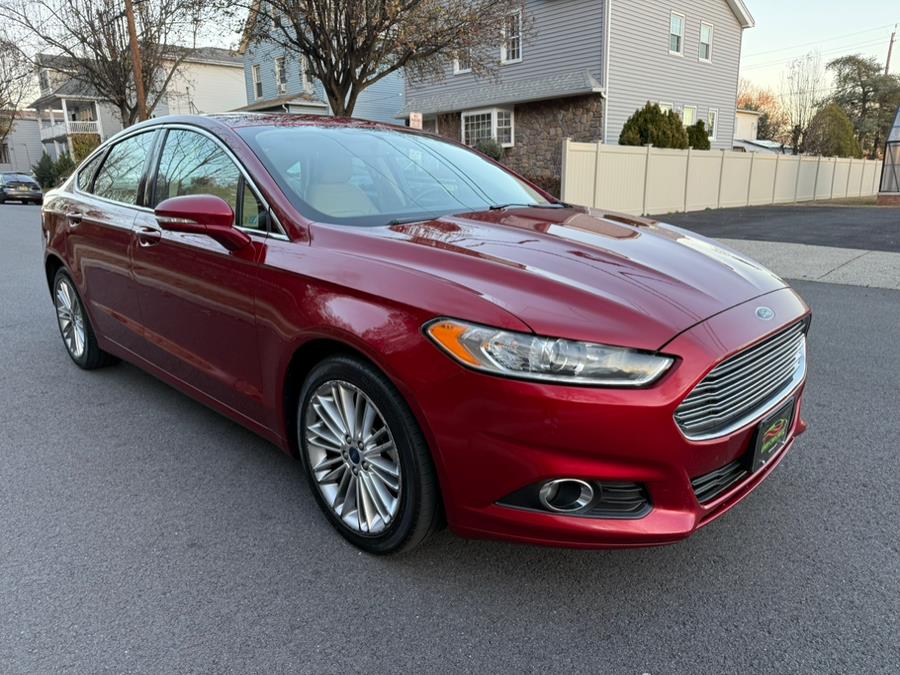 2016 Ford Fusion SE photo 9