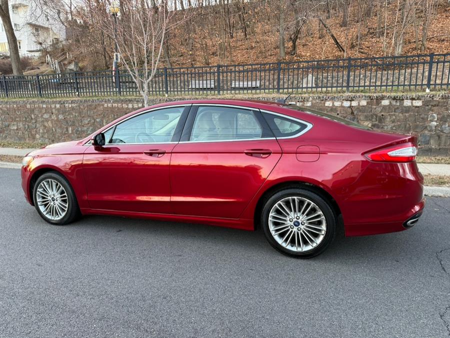 2016 Ford Fusion SE photo 3