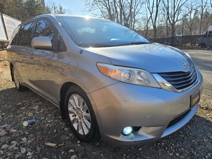 2012 Toyota Sienna 5dr 7-Pass Van V6 LE AWD (Natl), available for sale in Bloomingdale, New Jersey | Bloomingdale Auto Group. Bloomingdale, New Jersey 2012 Toyota Sienna 5dr 7-Pass Van V6 LE AWD (Natl), available for sale in Bloomingdale, New Jersey | Bloomingdale Auto Group. Bloomingdale, New Jersey