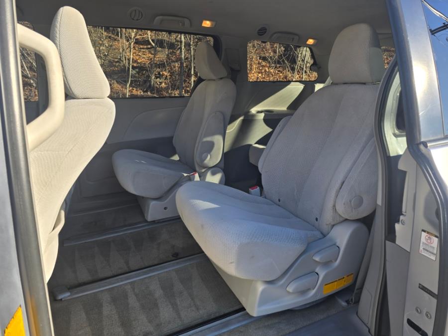 2012 Toyota Sienna 5dr 7-Pass Van V6 LE AWD (Natl), available for sale in Bloomingdale, New Jersey | Bloomingdale Auto Group. Bloomingdale, New Jersey 2012 Toyota Sienna 5dr 7-Pass Van V6 LE AWD (Natl), available for sale in Bloomingdale, New Jersey | Bloomingdale Auto Group. Bloomingdale, New Jersey