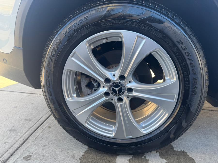 2018 Mercedes-Benz GLC GLC 300 4MATIC SUV, available for sale in Jamaica, New York | Sunrise Autoland. Jamaica, New York 2018 Mercedes-Benz GLC GLC 300 4MATIC SUV, available for sale in Jamaica, New York | Sunrise Autoland. Jamaica, New York