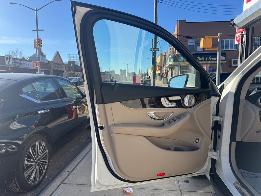 2018 Mercedes-Benz GLC GLC 300 4MATIC SUV, available for sale in Jamaica, New York | Sunrise Autoland. Jamaica, New York 2018 Mercedes-Benz GLC GLC 300 4MATIC SUV, available for sale in Jamaica, New York | Sunrise Autoland. Jamaica, New York