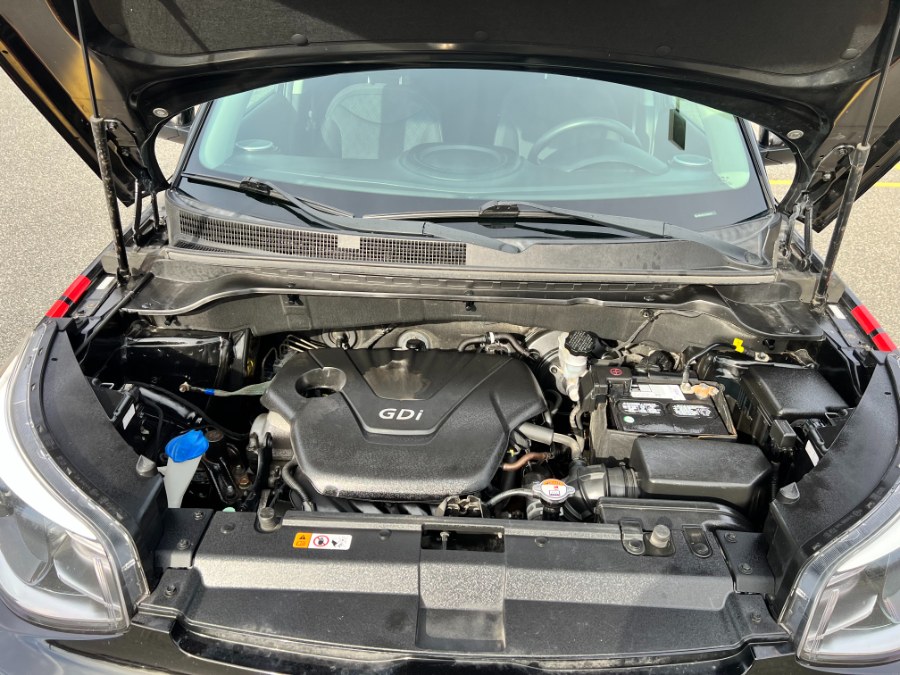 2016 Kia Soul 5dr Wgn Auto Base, available for sale in Hartford , Connecticut | Ledyard Auto Sale LLC. Hartford , Connecticut 2016 Kia Soul 5dr Wgn Auto Base, available for sale in Hartford , Connecticut | Ledyard Auto Sale LLC. Hartford , Connecticut