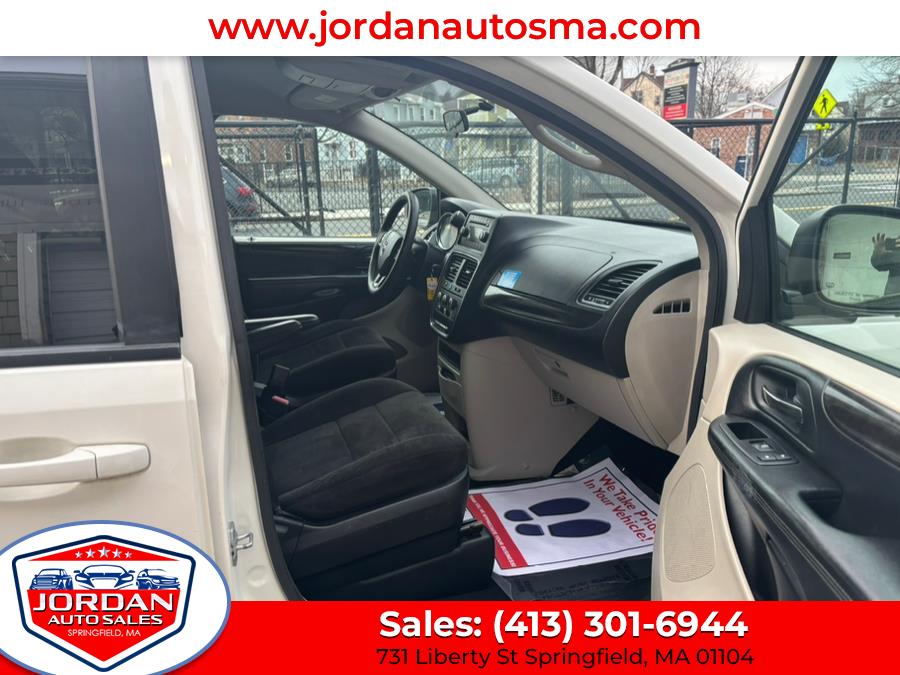 2013 Dodge Grand Caravan 4dr Wgn SE, available for sale in Springfield, Massachusetts | Jordan Auto Sales. Springfield, Massachusetts 2013 Dodge Grand Caravan 4dr Wgn SE, available for sale in Springfield, Massachusetts | Jordan Auto Sales. Springfield, Massachusetts