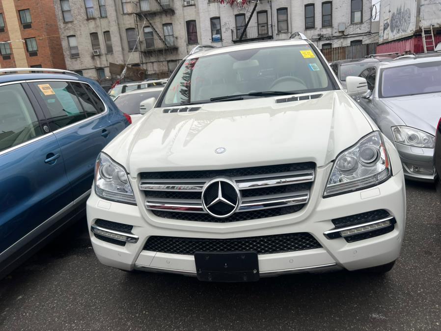 Mercedes-Benz GL-Class's photo