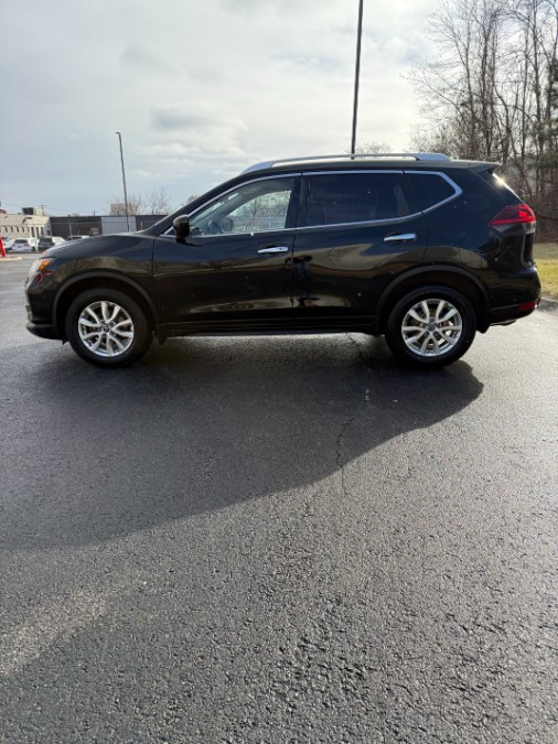 2019 Nissan Rogue SV photo 6