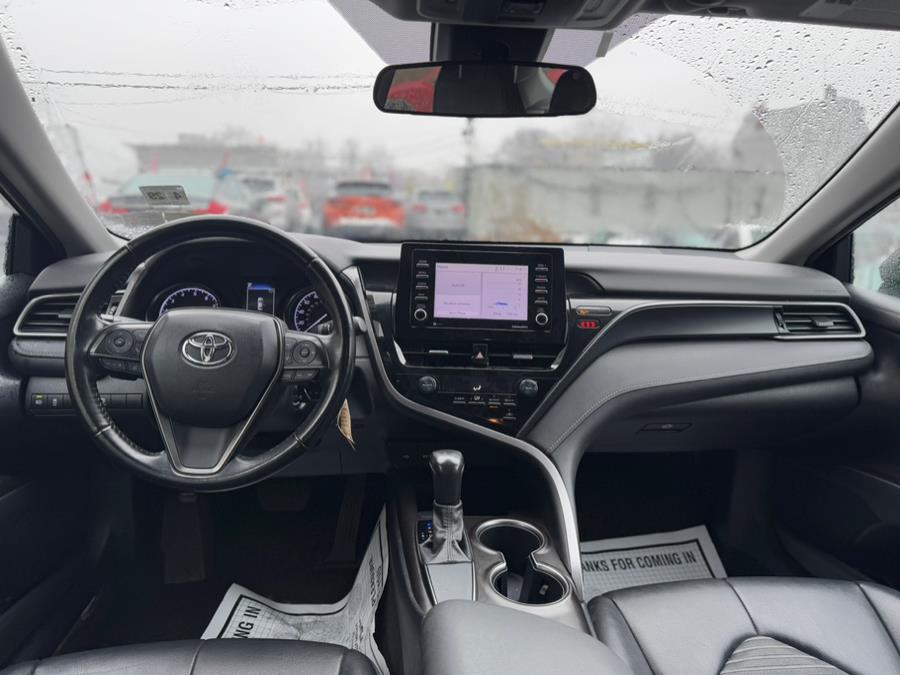 2021 Toyota Camry SE Nightshade photo 14