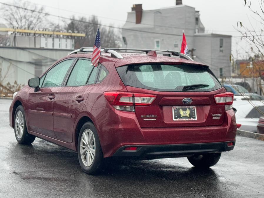 2017 Subaru Impreza Premium photo 4