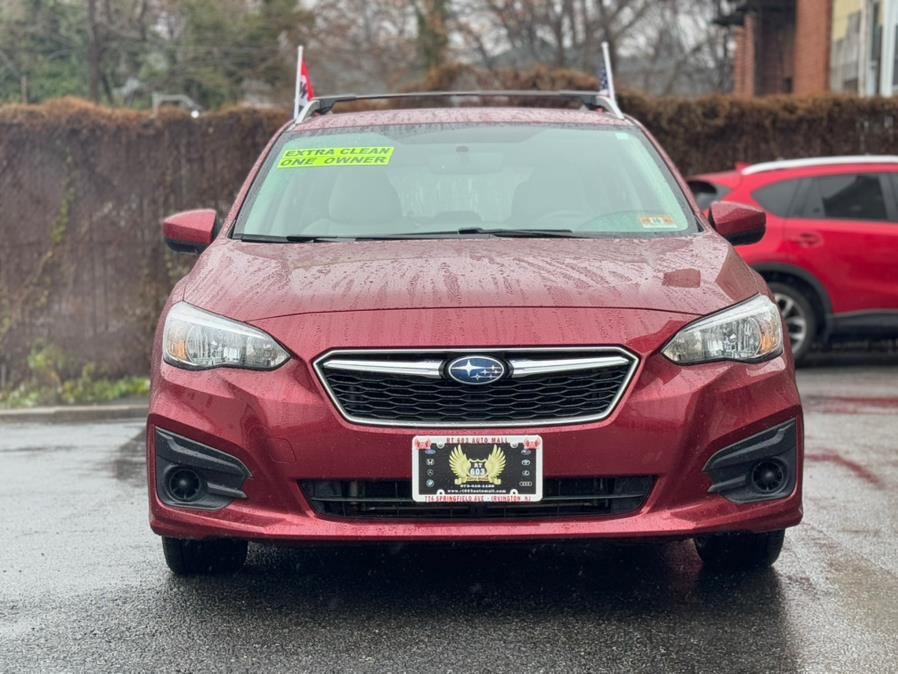 2017 Subaru Impreza Premium photo 1