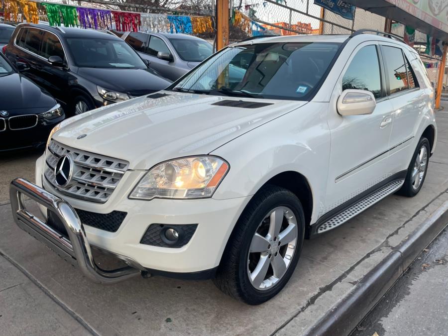 Used 2009 Mercedes-Benz M-Class in Hempstead, New York | VIP Auto Credit Express. Hempstead, New York