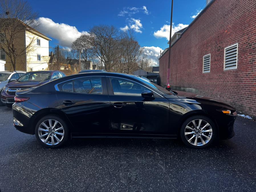 2021 Mazda Mazda3 Select photo 3