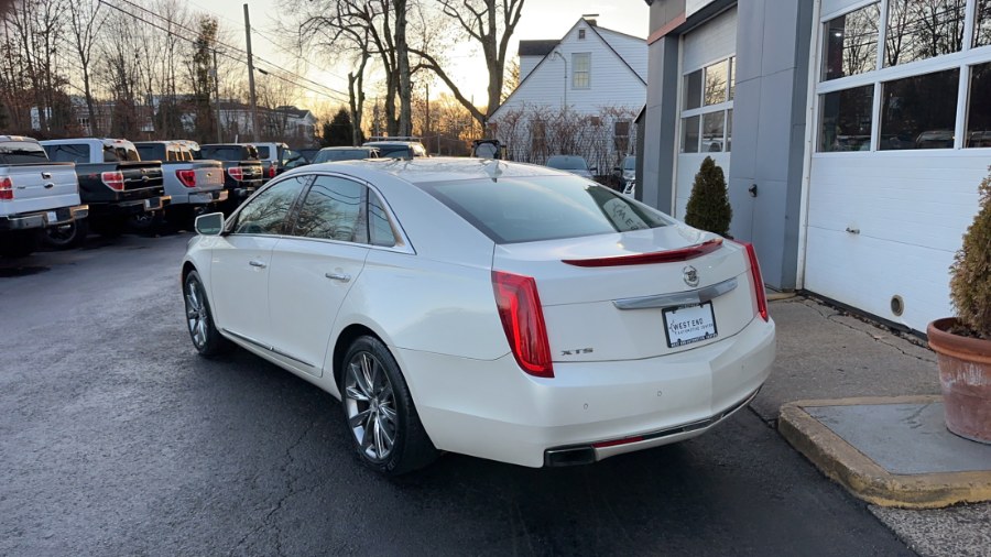 2013 Cadillac XTS Luxury Collection photo 5