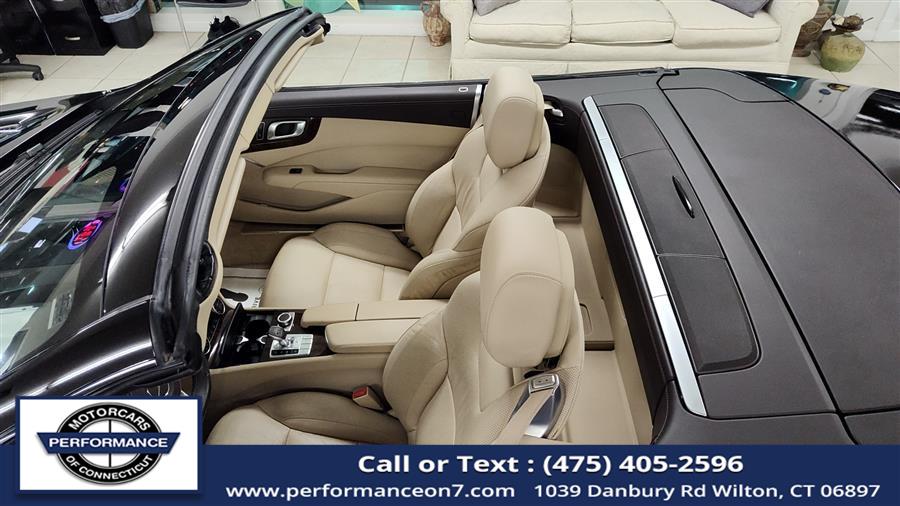 2019 Mercedes-Benz SL SL 450 Roadster, available for sale in Wilton, Connecticut | Performance Motor Cars Of Connecticut LLC. Wilton, Connecticut 2019 Mercedes-Benz SL SL 450 Roadster, available for sale in Wilton, Connecticut | Performance Motor Cars Of Connecticut LLC. Wilton, Connecticut