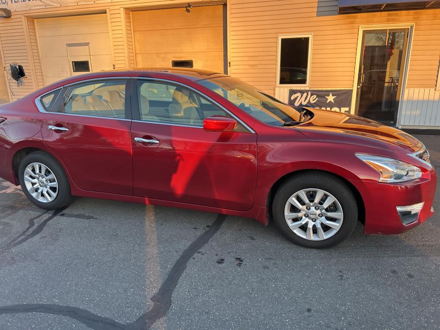 2015 Nissan Altima 4dr Sdn I4 2.5 S, available for sale in South Windsor , Connecticut | Ful-line Auto LLC. South Windsor , Connecticut 2015 Nissan Altima 4dr Sdn I4 2.5 S, available for sale in South Windsor , Connecticut | Ful-line Auto LLC. South Windsor , Connecticut
