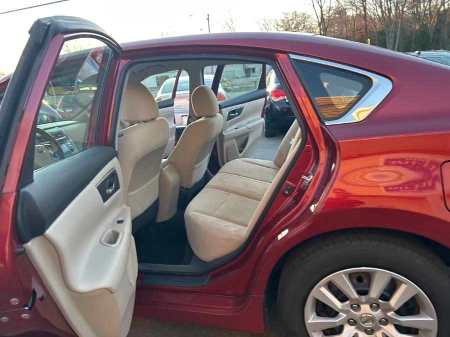2015 Nissan Altima 4dr Sdn I4 2.5 S, available for sale in South Windsor , Connecticut | Ful-line Auto LLC. South Windsor , Connecticut 2015 Nissan Altima 4dr Sdn I4 2.5 S, available for sale in South Windsor , Connecticut | Ful-line Auto LLC. South Windsor , Connecticut