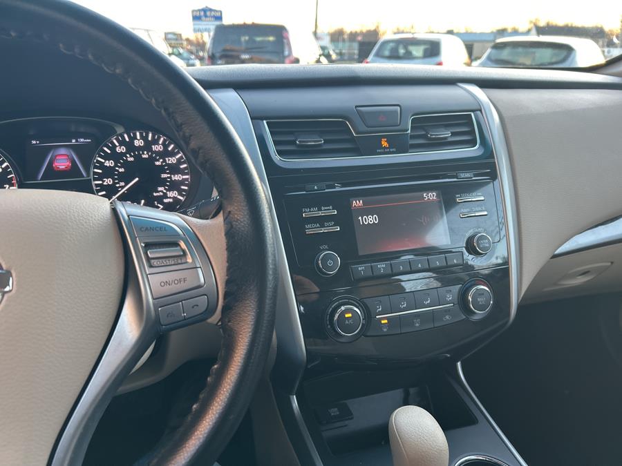 2015 Nissan Altima 4dr Sdn I4 2.5 S, available for sale in South Windsor , Connecticut | Ful-line Auto LLC. South Windsor , Connecticut 2015 Nissan Altima 4dr Sdn I4 2.5 S, available for sale in South Windsor , Connecticut | Ful-line Auto LLC. South Windsor , Connecticut