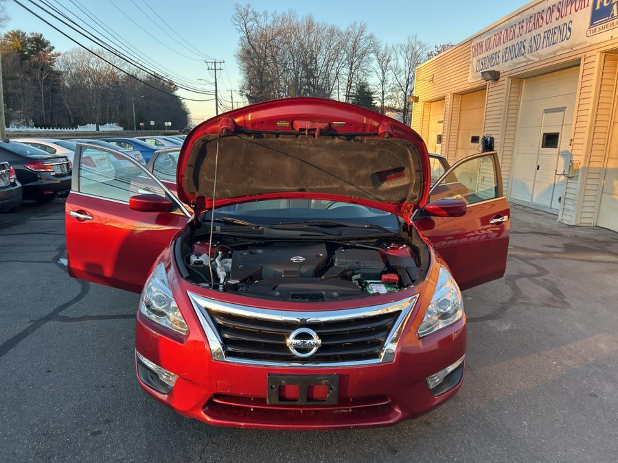 2015 Nissan Altima 4dr Sdn I4 2.5 S, available for sale in South Windsor , Connecticut | Ful-line Auto LLC. South Windsor , Connecticut 2015 Nissan Altima 4dr Sdn I4 2.5 S, available for sale in South Windsor , Connecticut | Ful-line Auto LLC. South Windsor , Connecticut