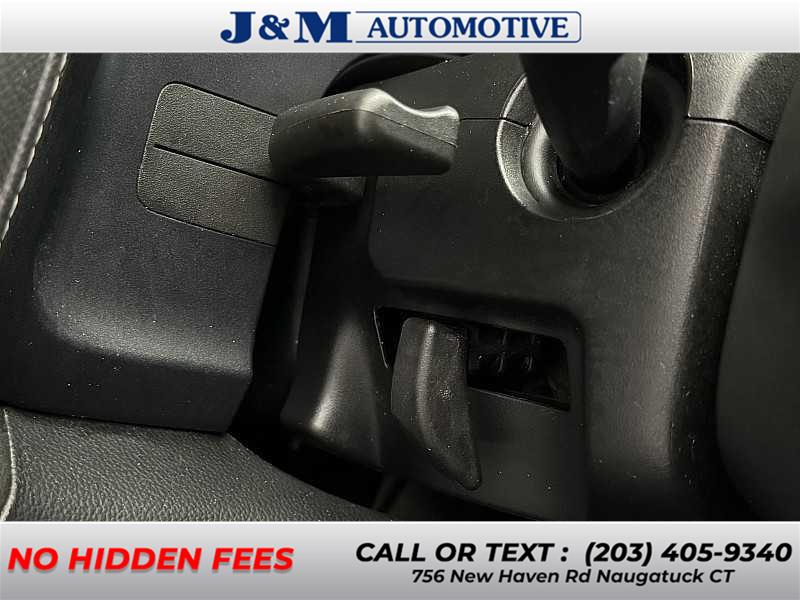2017 GMC Sierra 1500 SLE, available for sale in Naugatuck, Connecticut | J&M Automotive Sls&Svc LLC. Naugatuck, Connecticut 2017 GMC Sierra 1500 SLE, available for sale in Naugatuck, Connecticut | J&M Automotive Sls&Svc LLC. Naugatuck, Connecticut