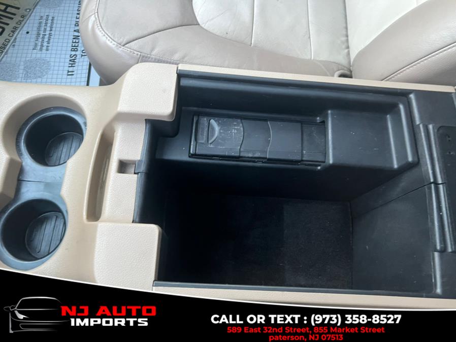 2005 Ford Expedition 5.4L King Ranch 4WD, available for sale in Paterson, New Jersey | NJ Auto Imports. Paterson, New Jersey 2005 Ford Expedition 5.4L King Ranch 4WD, available for sale in Paterson, New Jersey | NJ Auto Imports. Paterson, New Jersey