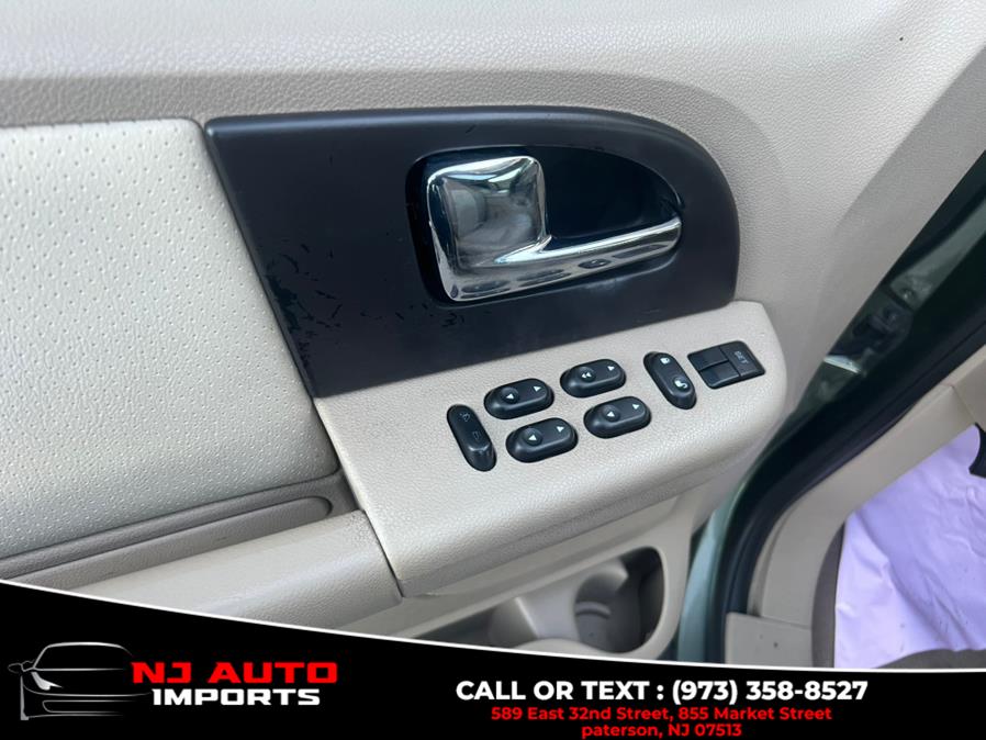 2005 Ford Expedition 5.4L King Ranch 4WD, available for sale in Paterson, New Jersey | NJ Auto Imports. Paterson, New Jersey 2005 Ford Expedition 5.4L King Ranch 4WD, available for sale in Paterson, New Jersey | NJ Auto Imports. Paterson, New Jersey
