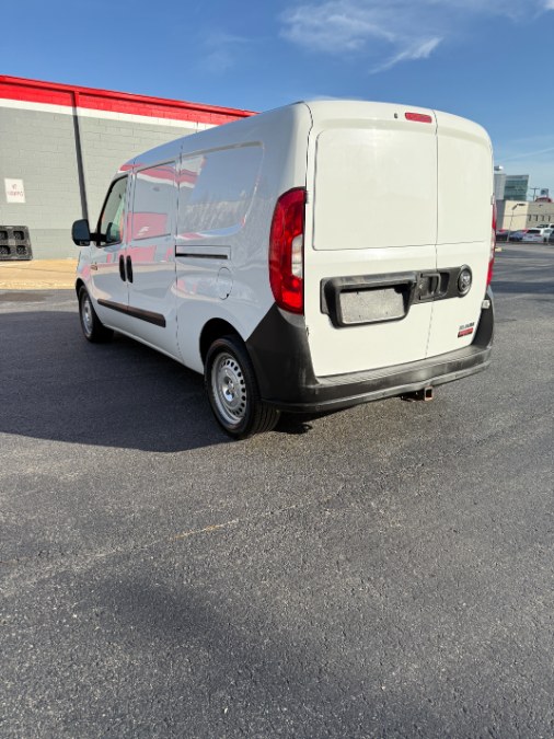 2017 RAM Promaster City Tradesman photo 3