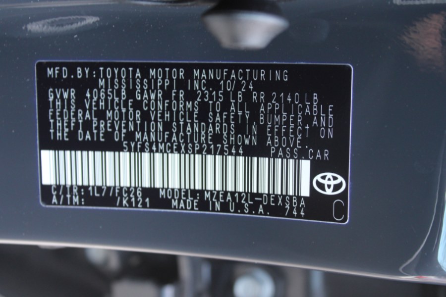 2025 Toyota Corolla SE CVT (Natl), available for sale in BROOKLYN, New York | Deals on Wheels International Auto. BROOKLYN, New York 2025 Toyota Corolla SE CVT (Natl), available for sale in BROOKLYN, New York | Deals on Wheels International Auto. BROOKLYN, New York