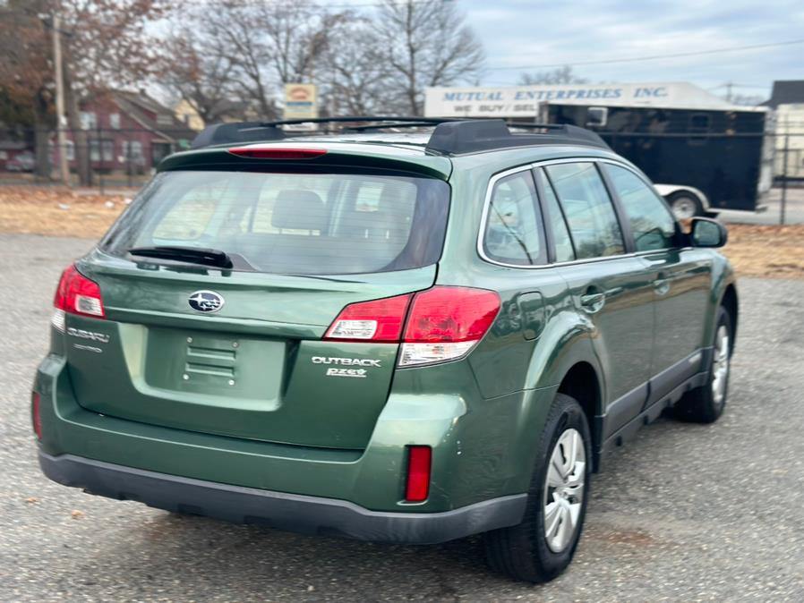 2010 Subaru Outback 2.5i photo 3