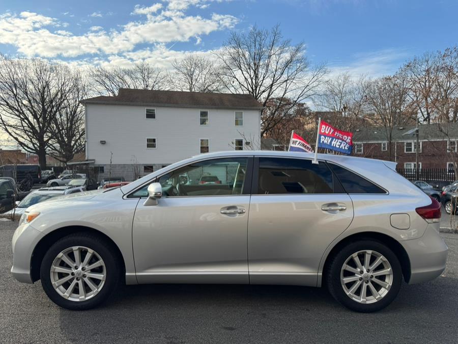 2014 Toyota Venza XLE photo 3