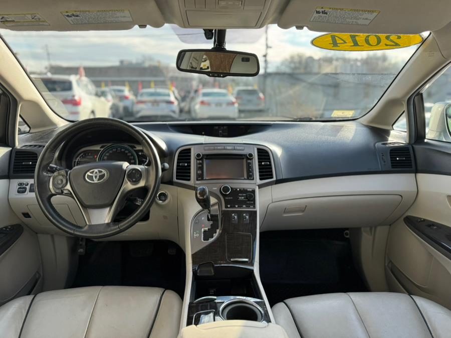 2014 Toyota Venza XLE photo 14