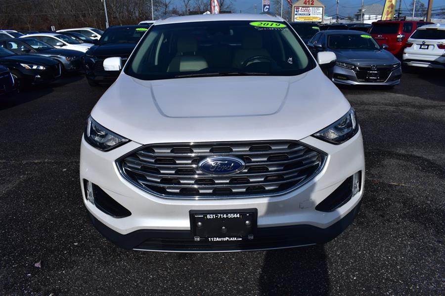 2019 Ford Edge SEL photo 1