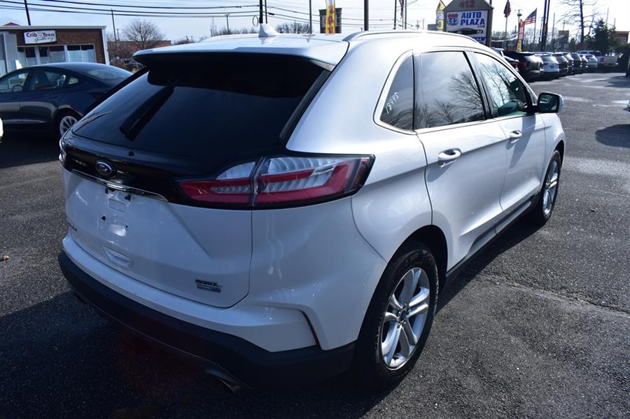 2019 Ford Edge SEL photo 7