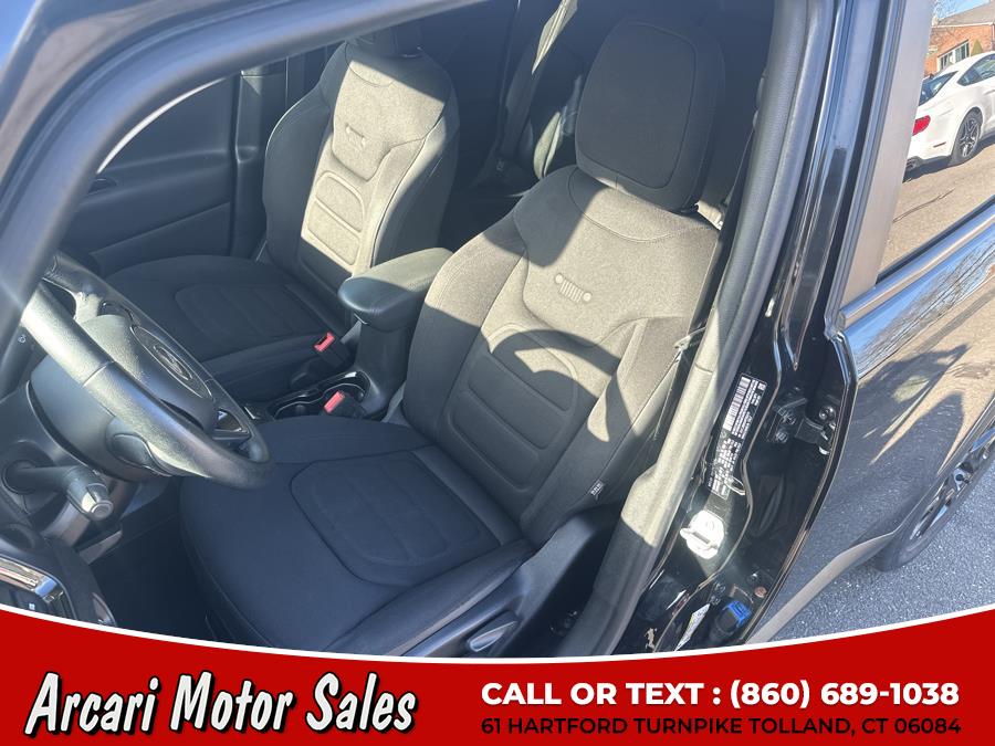 2017 Jeep Renegade Latitude 4x4, available for sale in Tolland, Connecticut | Arcari Motor Sales. Tolland, Connecticut 2017 Jeep Renegade Latitude 4x4, available for sale in Tolland, Connecticut | Arcari Motor Sales. Tolland, Connecticut