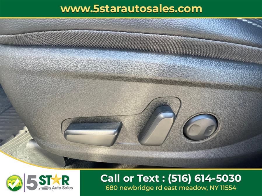 2023 Hyundai Santa Fe SEL AWD, available for sale in East Meadow, New York | 5 Star Auto Sales Inc. East Meadow, New York 2023 Hyundai Santa Fe SEL AWD, available for sale in East Meadow, New York | 5 Star Auto Sales Inc. East Meadow, New York