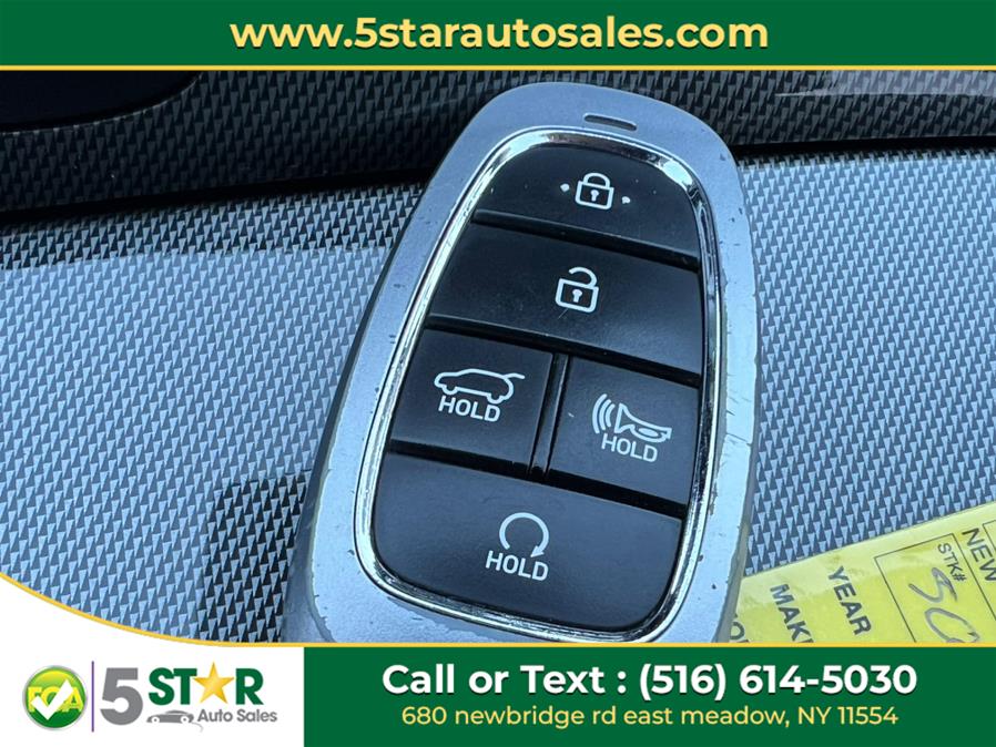 2023 Hyundai Santa Fe SEL AWD, available for sale in East Meadow, New York | 5 Star Auto Sales Inc. East Meadow, New York 2023 Hyundai Santa Fe SEL AWD, available for sale in East Meadow, New York | 5 Star Auto Sales Inc. East Meadow, New York
