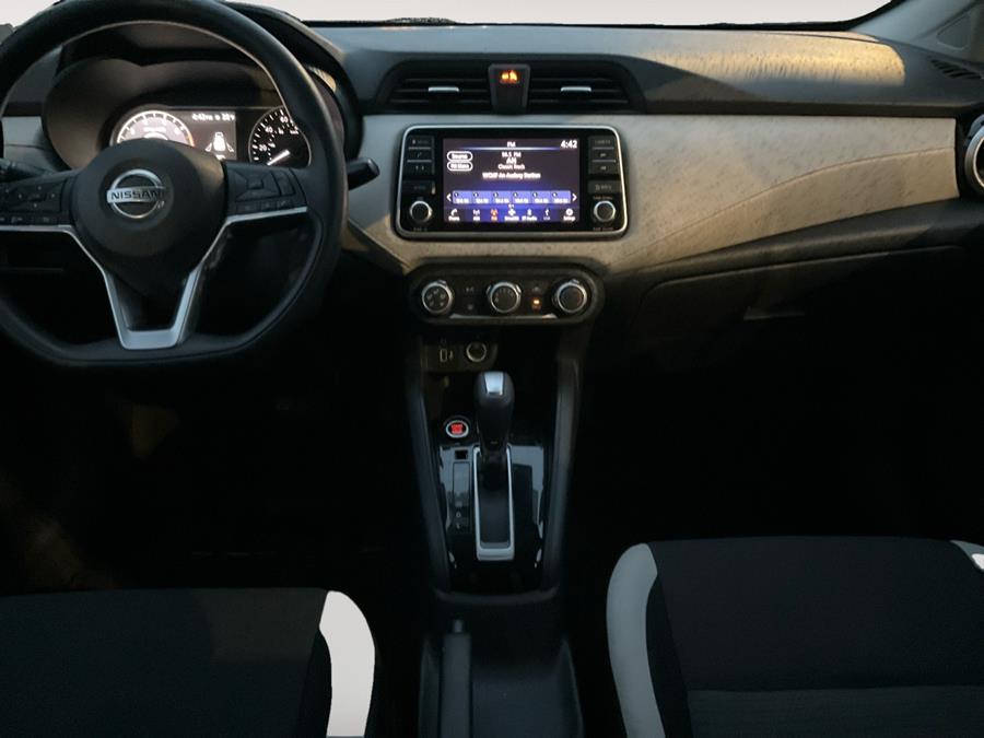 2021 Nissan Versa Sedan SV photo 9