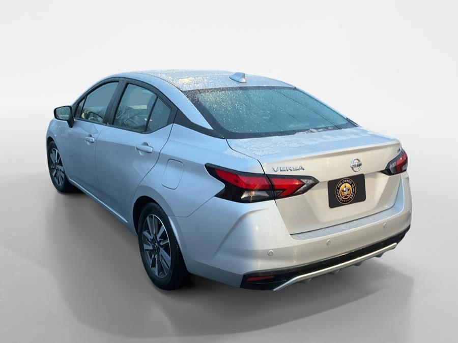 2021 Nissan Versa Sedan SV photo 2