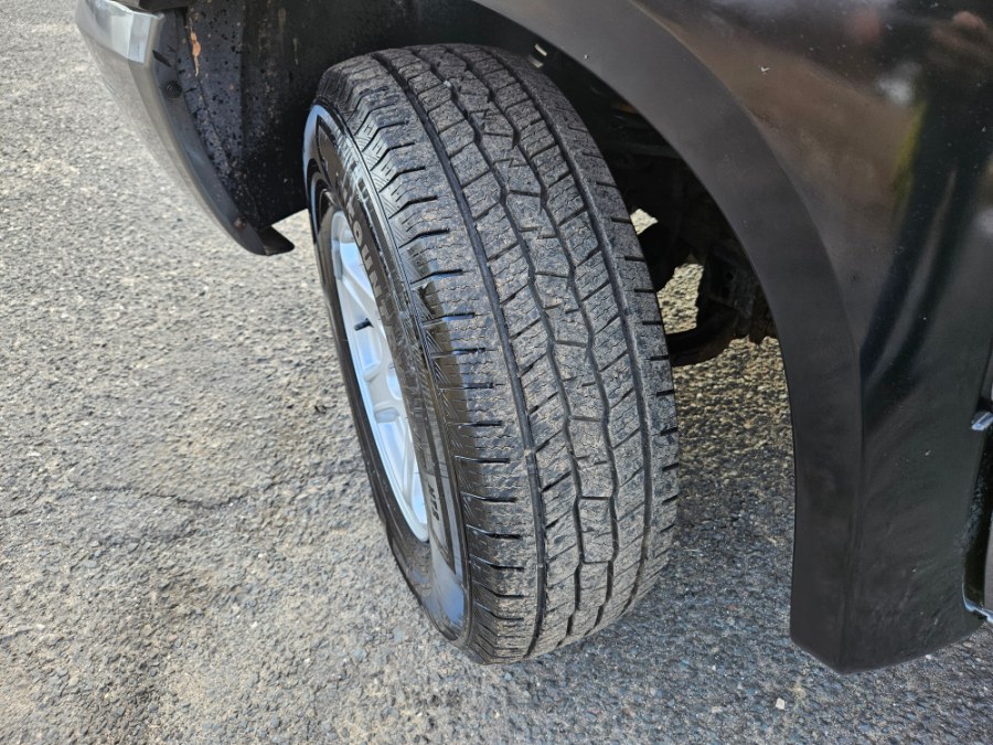 2007 Dodge Dakota 4WD Crew Cab 131" ST 3.7V6, available for sale in East Windsor, Connecticut | Toro Auto. East Windsor, Connecticut 2007 Dodge Dakota 4WD Crew Cab 131" ST 3.7V6, available for sale in East Windsor, Connecticut | Toro Auto. East Windsor, Connecticut
