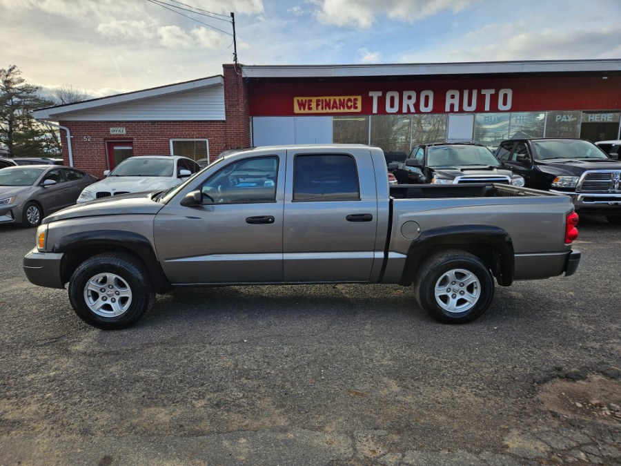 2007 Dodge Dakota 4WD Crew Cab 131" ST 3.7V6, available for sale in East Windsor, Connecticut | Toro Auto. East Windsor, Connecticut 2007 Dodge Dakota 4WD Crew Cab 131" ST 3.7V6, available for sale in East Windsor, Connecticut | Toro Auto. East Windsor, Connecticut