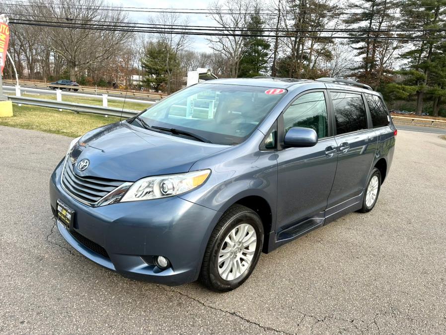 Used 2013 Toyota Sienna in South Windsor, Connecticut | Mike And Tony Auto Sales, Inc. South Windsor, Connecticut