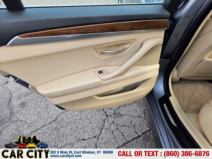 2012 BMW 5 Series 4dr Sdn 528i xDrive AWD, available for sale in East Windsor, Connecticut | Car City LLC. East Windsor, Connecticut 2012 BMW 5 Series 4dr Sdn 528i xDrive AWD, available for sale in East Windsor, Connecticut | Car City LLC. East Windsor, Connecticut